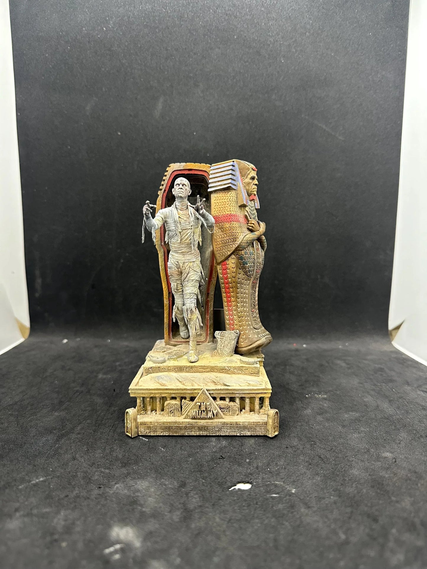 The Mummy Diorama - 3D Resin Hand-Painted Figure - Universal Monsters (1932 Film), Classic Horror Collector's Gift