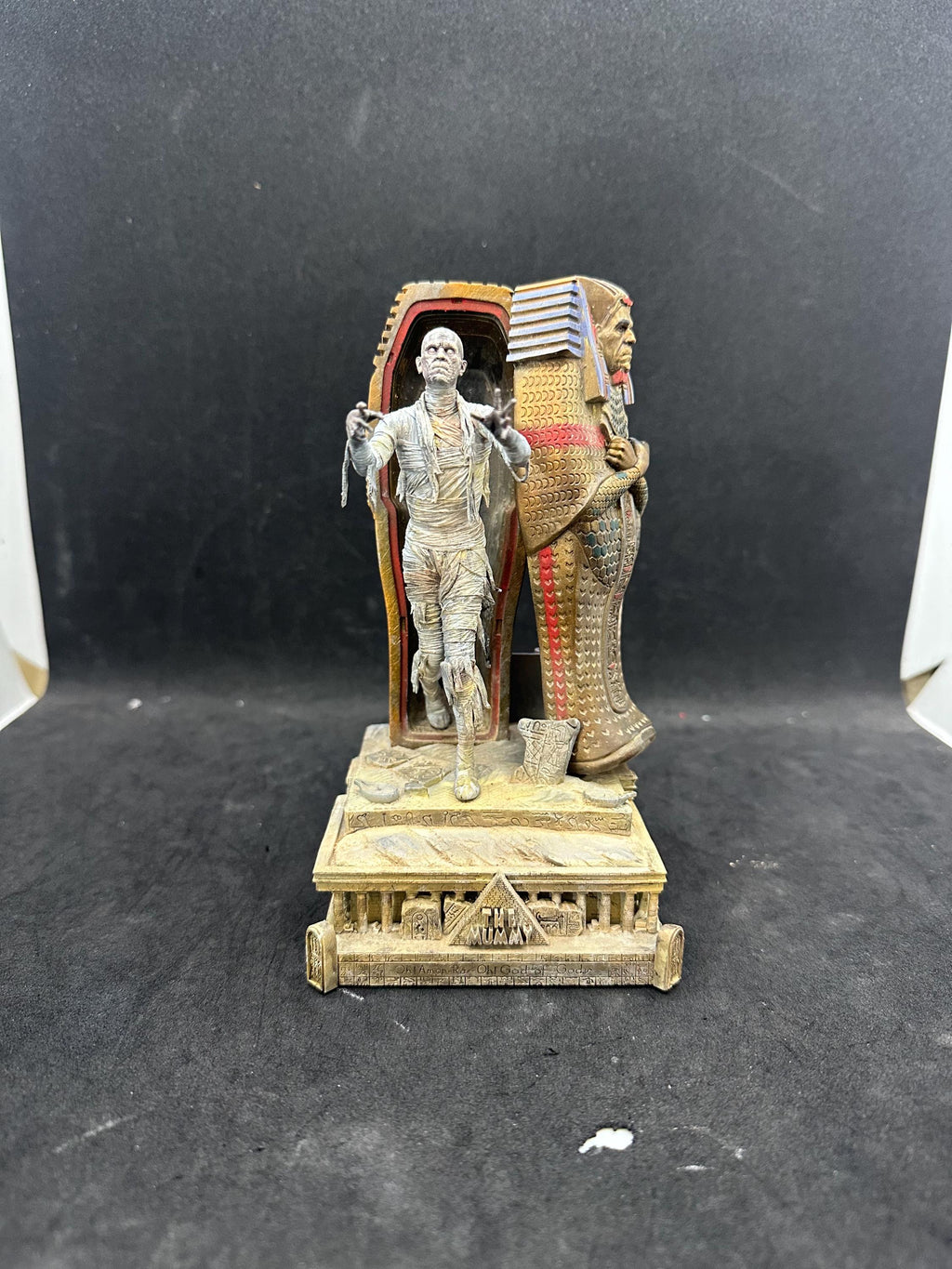 The Mummy Diorama - 3D Resin Hand-Painted Figure - Universal Monsters (1932 Film), Classic Horror Collector's Gift