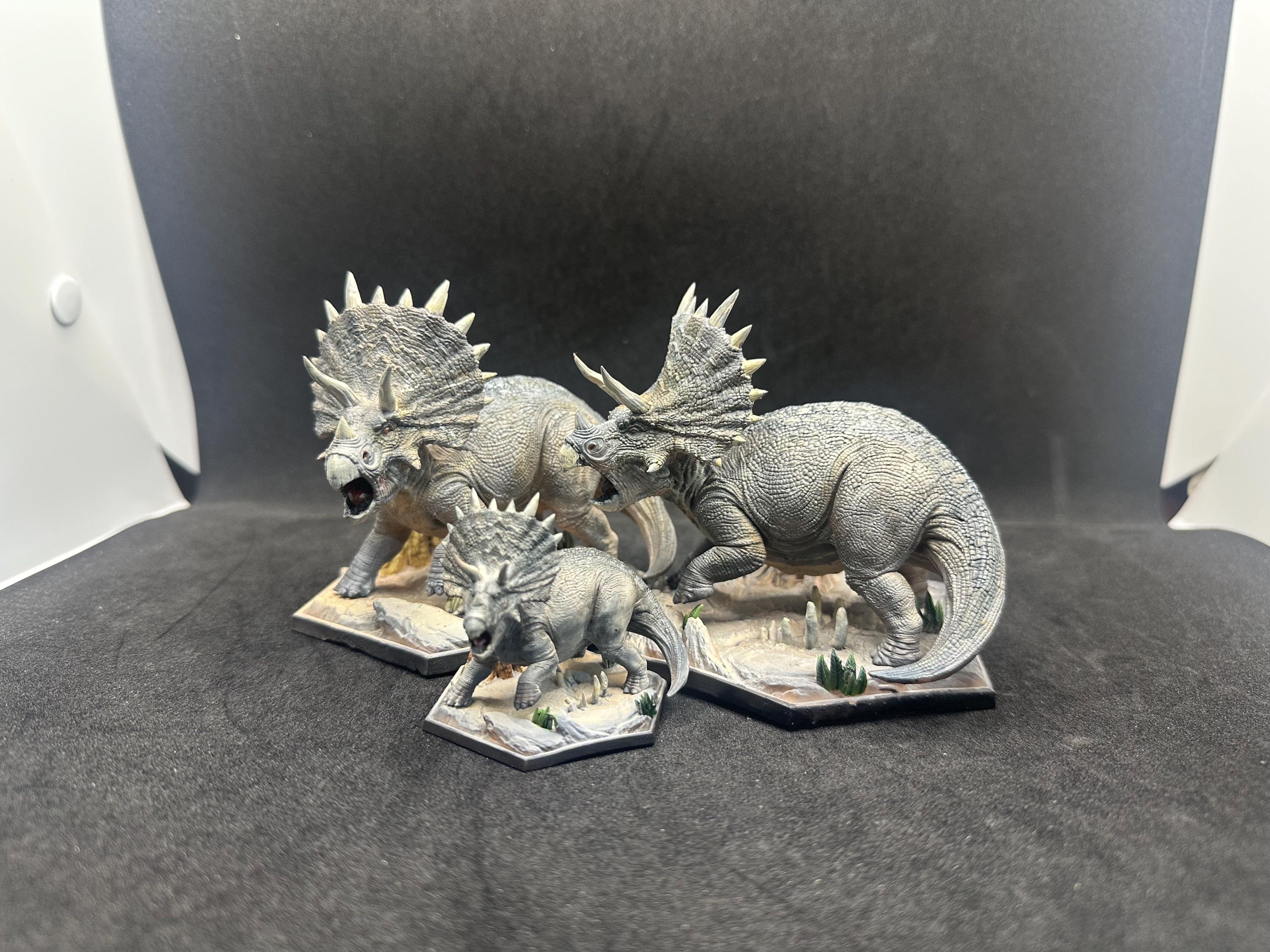 Realistic Triceratops Dinosaur - Hand-Painted Resin Paleo Art Figure - Natural History Collector Gift