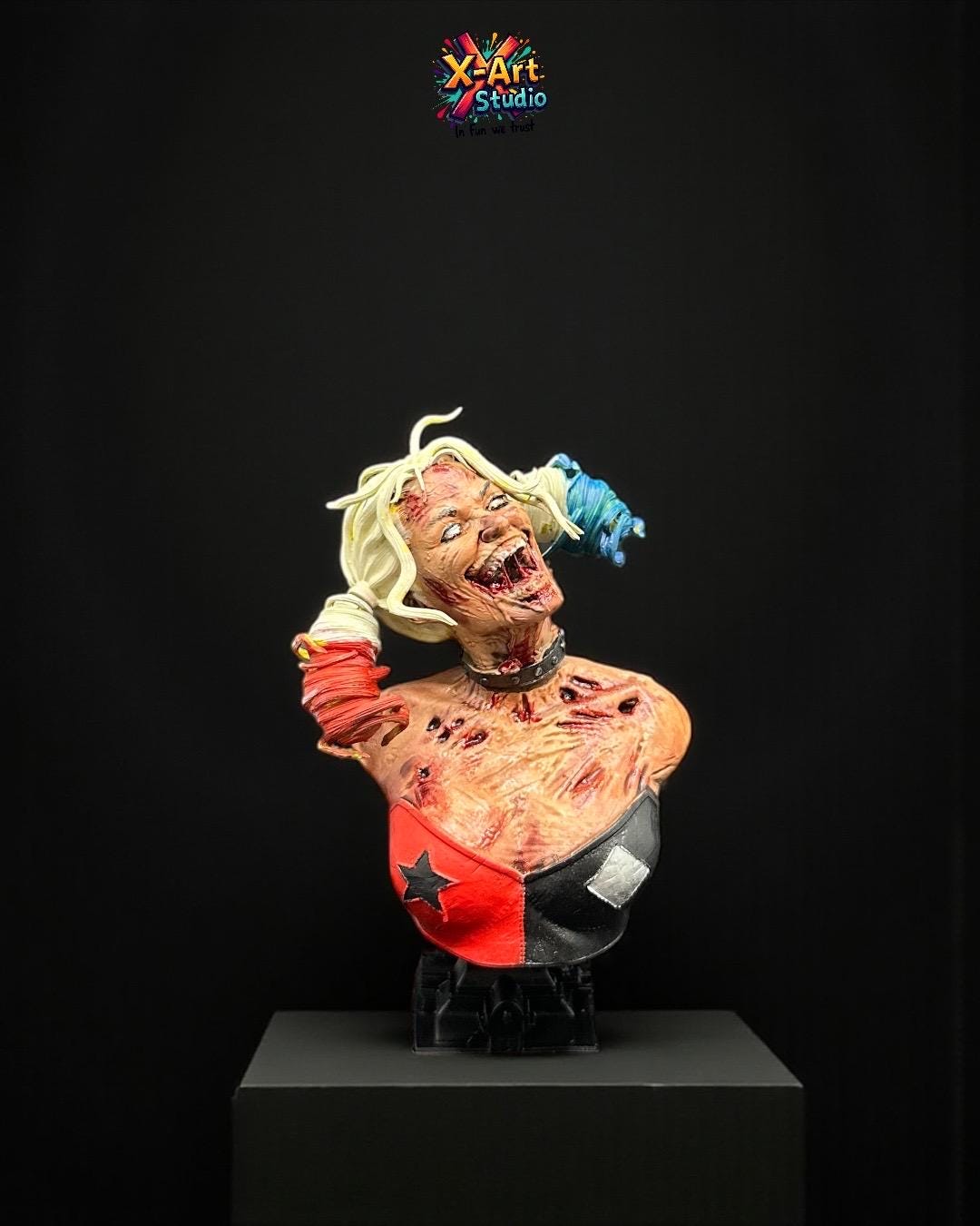 Harley Quinn Zombie Figure: Hand-Painted Resin Horror DC Fan Art