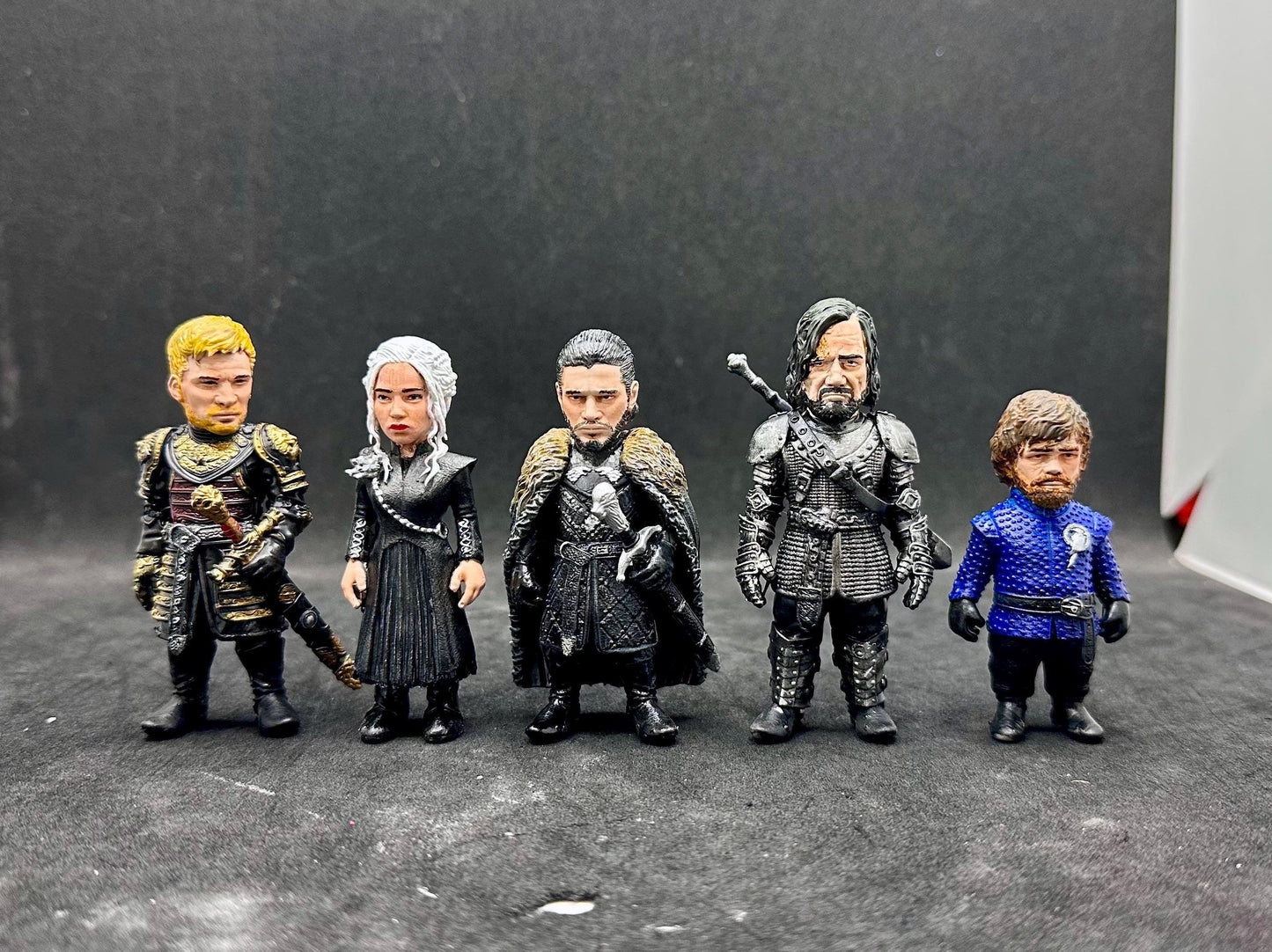 Game of Thrones Chibi Figure – Hand-Painted GoT Fan Art
