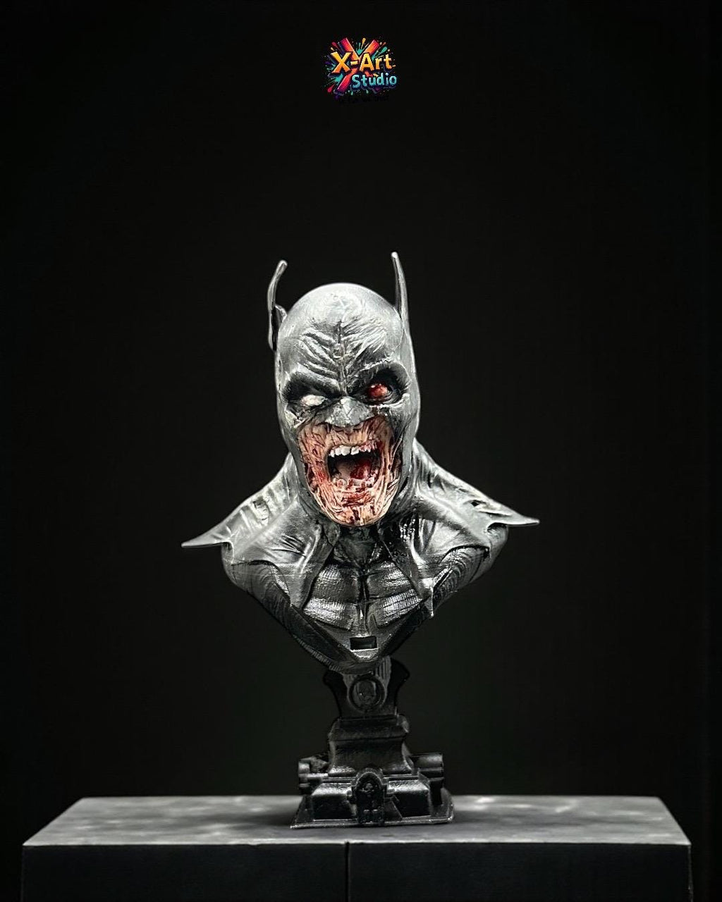 Batman Zombie Cosplay Bust - The Undead Dark Knight Hand-Painted Resin - Horror DC Collector Gift