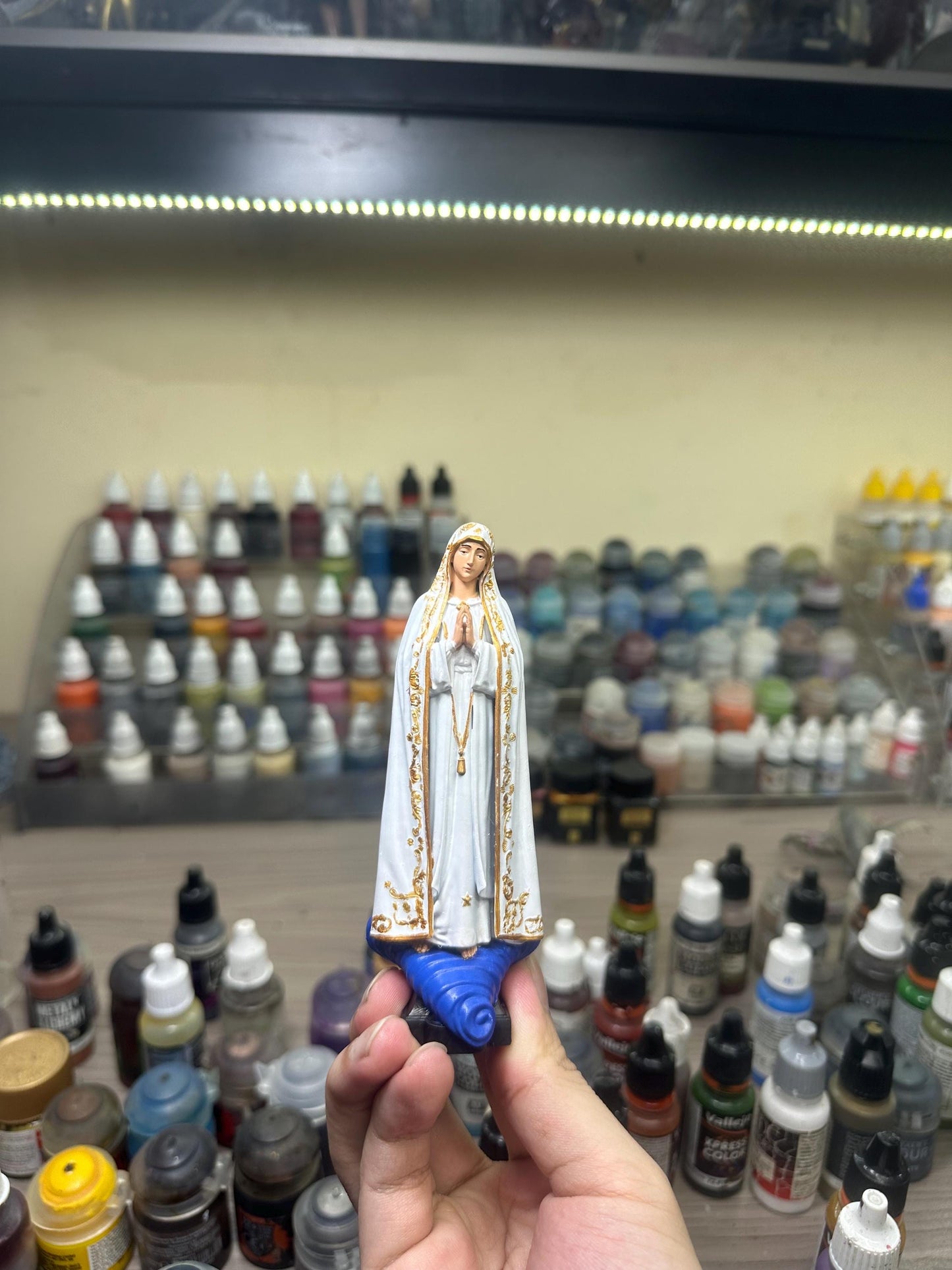 Virgin Mary Statue - Our Lady of Fatima - Hand-Painted Resin Art