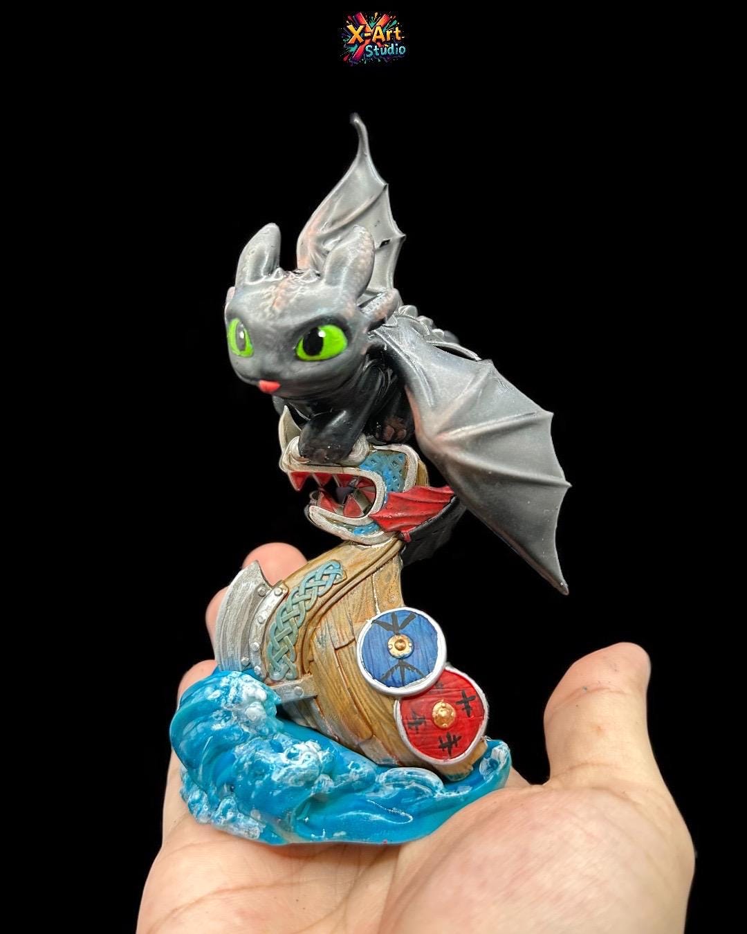 Toothless Chibi Night Fury Figure - Hand-Painted Resin How to Train Your Dragon Fan Art