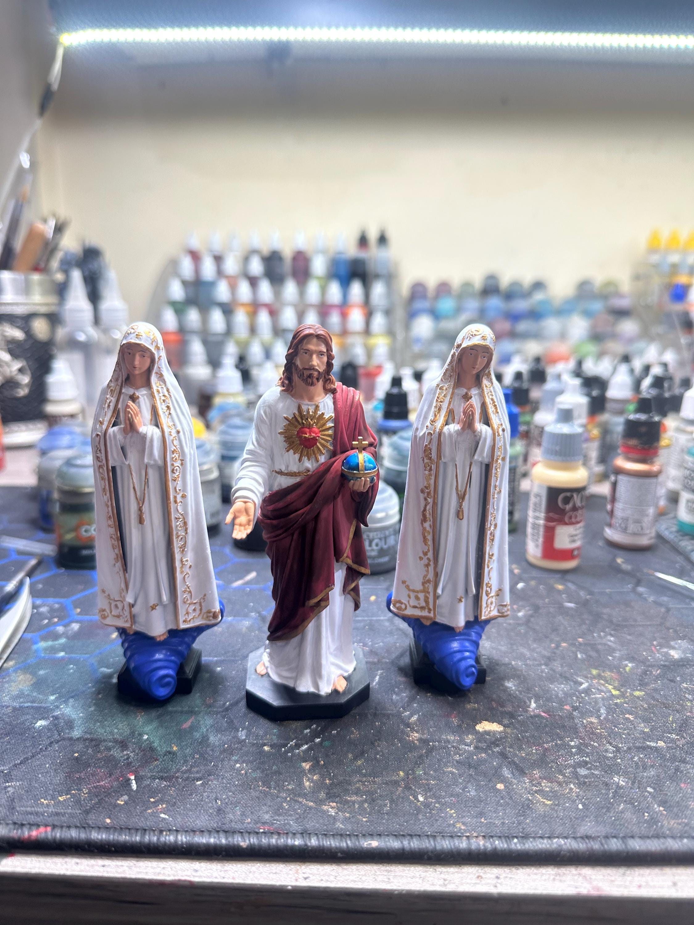 Virgin Mary Statue - Our Lady of Fatima - Hand-Painted Resin Art