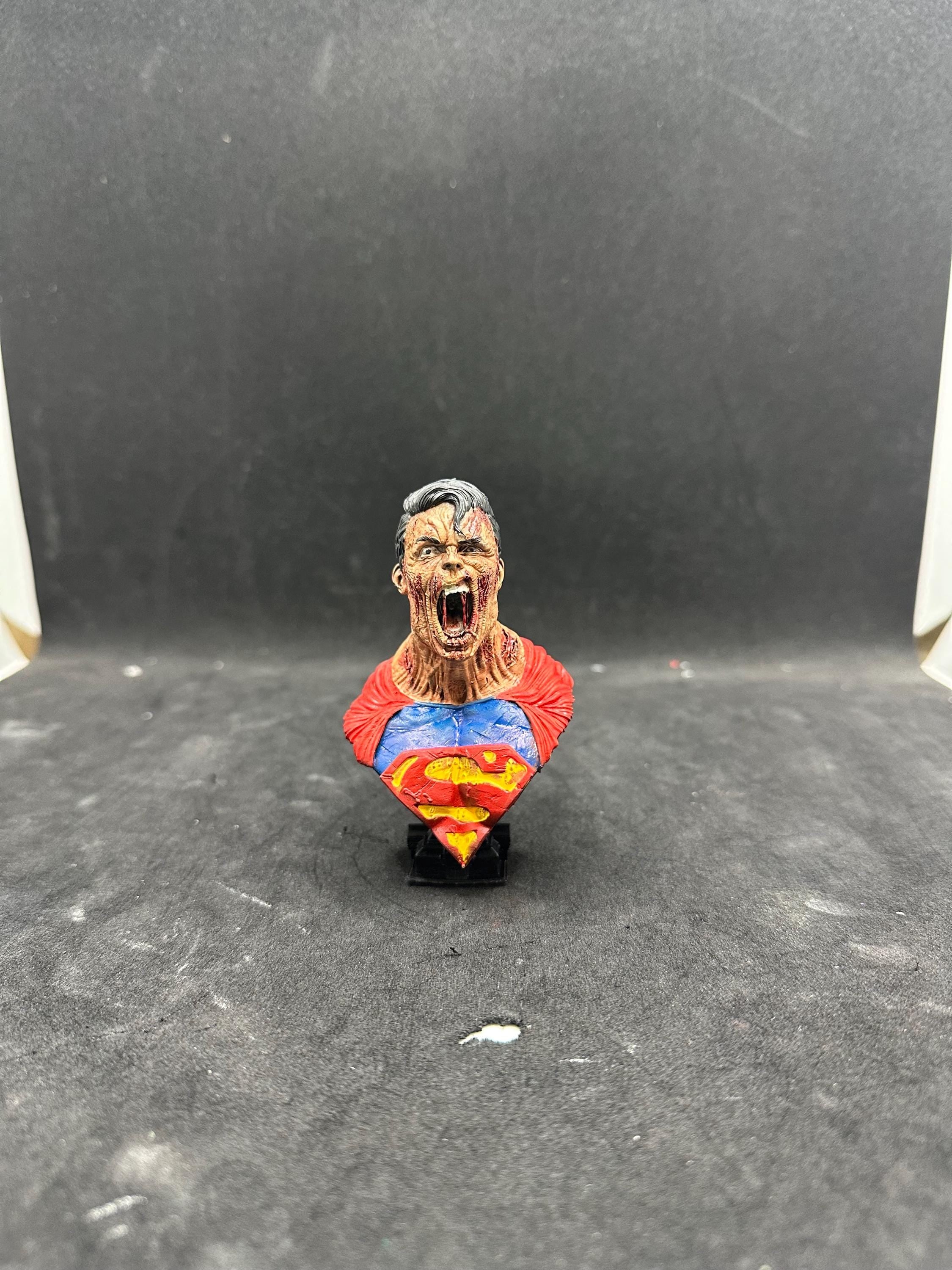 Superman Zombie Cosplay Bust - Hand-Painted 3D Resin Fan Art Sculpture - Undead Superhero Collector Figure.