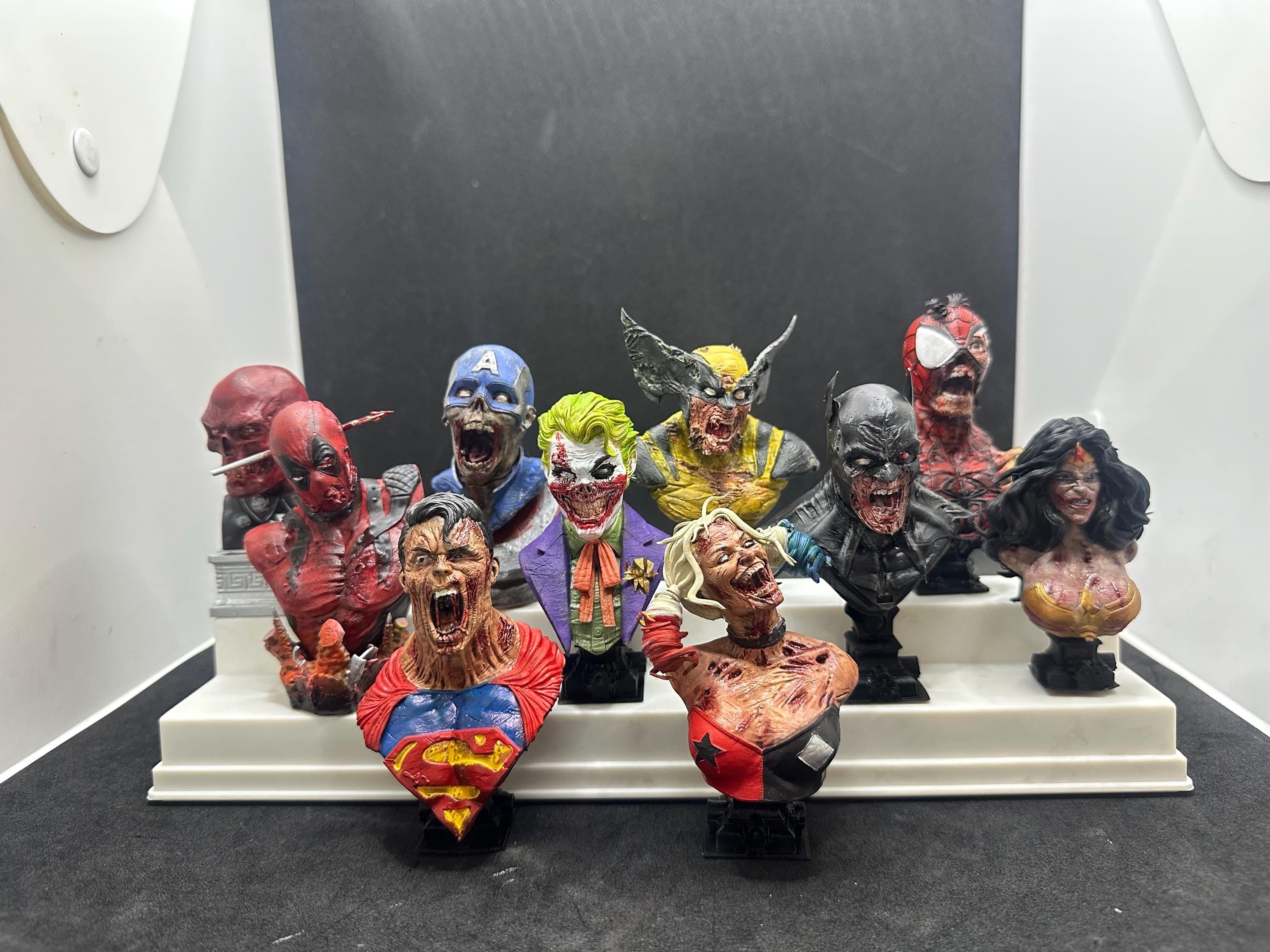Set of 10 Undead Hero Busts - Horror Fan Art - Hand-Painted Resin Statues