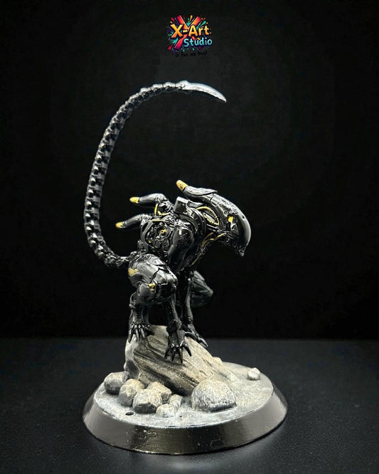Hand-Painted Mechanical Space Monster – Sci-Fi Alien Cyborg Statue - Resin Art