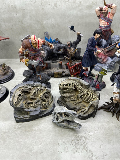 Hand-Painted T-Rex & Raptor Fossil Set – Exclusive Skull Replica Gift