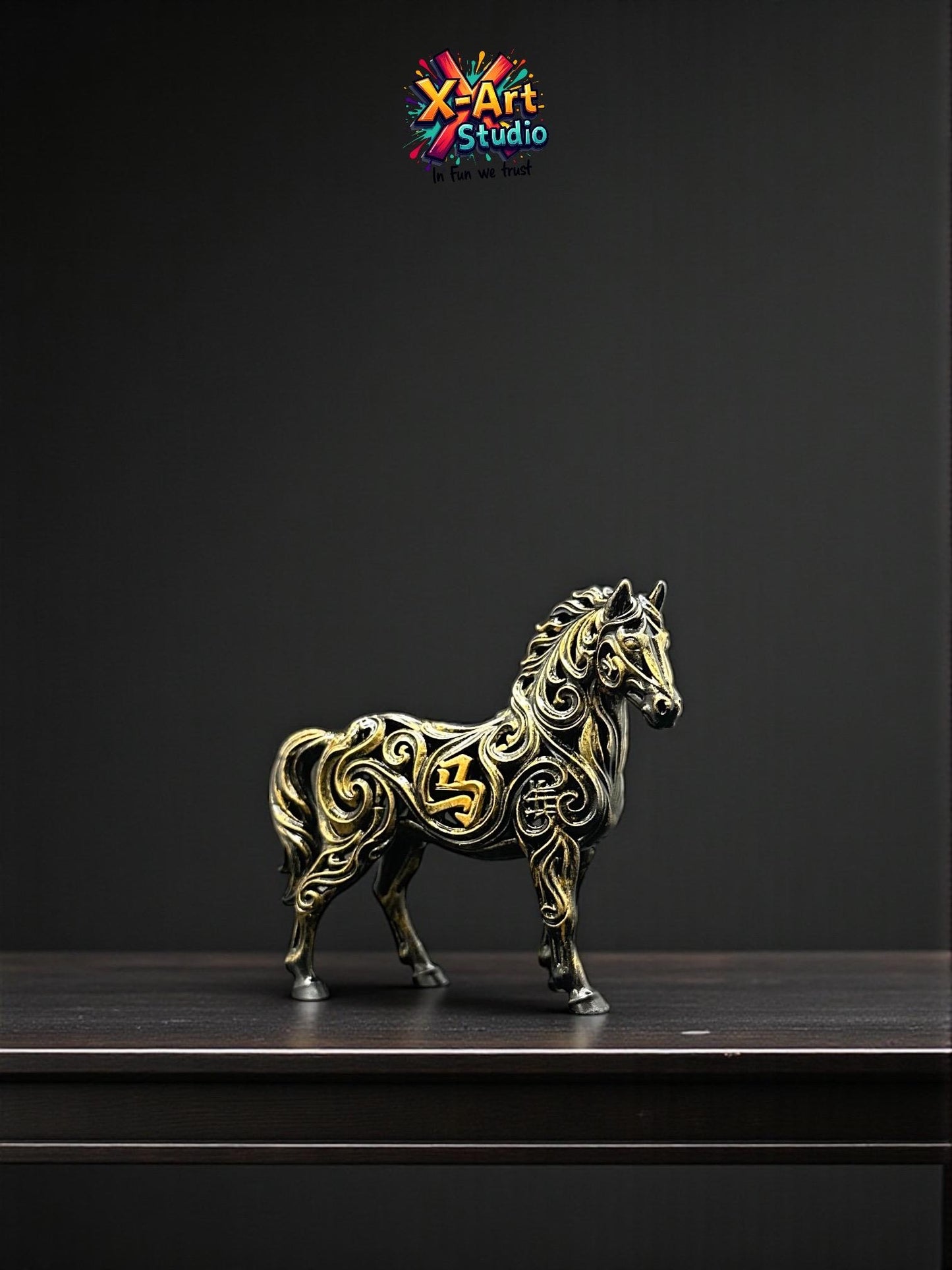 Modern Horse Figurine – Abstract Resin Horse Statue – Minimalist Desk Decor, Luxury Home Accent Gift