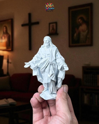 Low Poly Jesus Statue – Modern Christian Figurine – Minimalist Religious Decor – Resin Sculpture – Spiritual Gift
