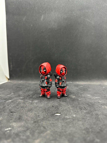 Hand-Painted Deadpool Chibi Figurine – Streetwear Anti-Hero Statue, Comic Collectible Desk Decor