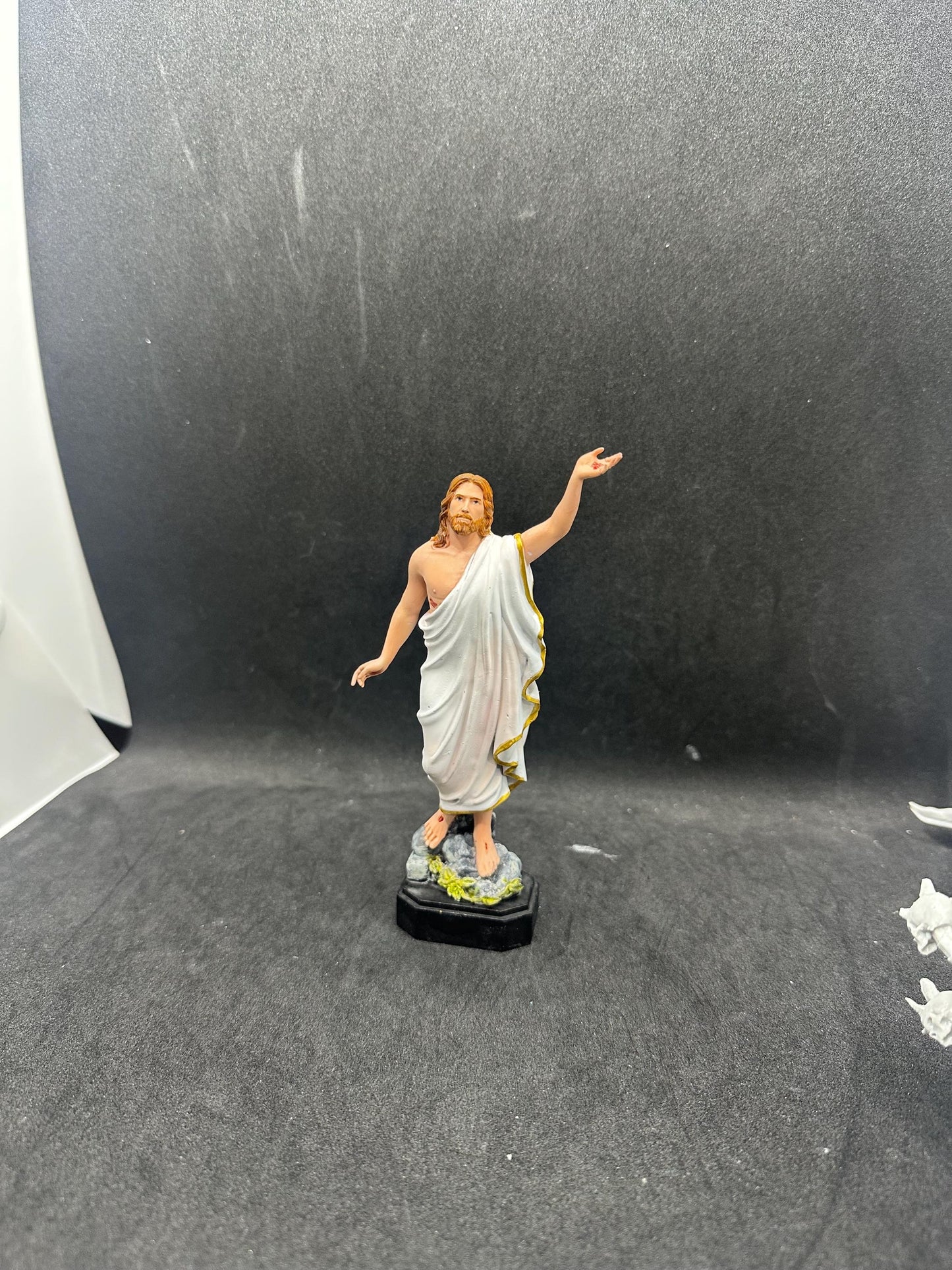 Hand Painted Jesus Christ Resurrection Statue – Christian Religious Resin Decor